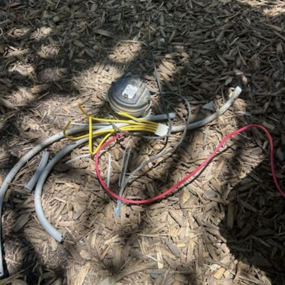 Munoz Pool Service & Repairs - Some of the wire he switched out. - Pool & Hot Tub Service Near Me Munoz Pool Service & Repairs - Some of the wire he switched out. - Pool & Hot Tub Service Near Me