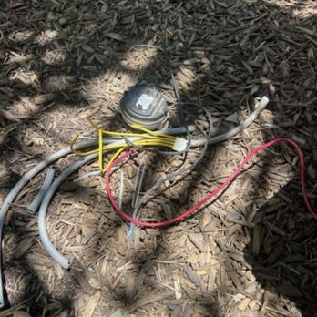 Munoz Pool Service & Repairs - Some of the wire he switched out. - Pool & Hot Tub Service Near Me Munoz Pool Service & Repairs - Some of the wire he switched out. - Pool & Hot Tub Service Near Me