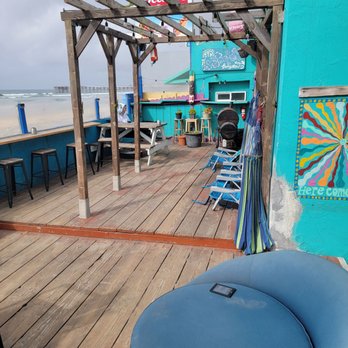 ITH Beach Bungalow Surf Hostel - Patio on right on the beach! - Hostels Near Me - San Diego, California ITH Beach Bungalow Surf Hostel - Patio on right on the beach! - Hostels Near Me - San Diego, California