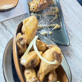 The Richfield Brewing - Elote YUMMMMMY and wings - Breweries Near Me - Richfield, Ohio