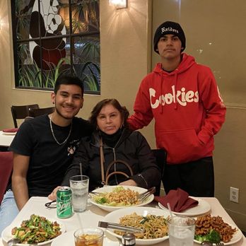 Panda Inn - Orange Chicken, Garlic Noodles, Beef & Broccoli - Chinese Near Me - Ontario, California Panda Inn - Orange Chicken, Garlic Noodles, Beef & Broccoli - Chinese Near Me - Ontario, California