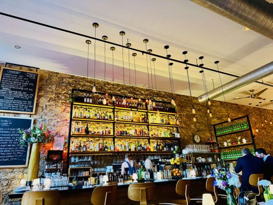 715 Restaurant by null