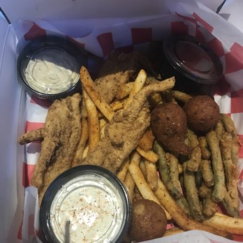 Razzoo's Cajun Cafe - Cajun/Creole Near Me - Cedar Hill, Texas Razzoo's Cajun Cafe - Cajun/Creole Near Me - Cedar Hill, Texas