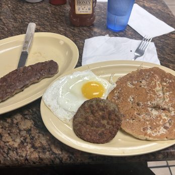 Chuck Wagon Restaurant - Wagon Wheel breakfast platter!! - Sandwiches Near Me - Miami, Florida Chuck Wagon Restaurant - Wagon Wheel breakfast platter!! - Sandwiches Near Me - Miami, Florida