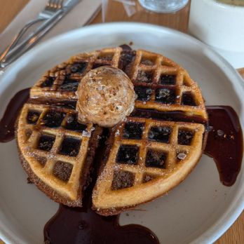 Valentine - Dul che de leche waffle gd - Cocktail Bars Near Me - Phoenix, Arizona Valentine - Dul che de leche waffle gd - Cocktail Bars Near Me - Phoenix, Arizona
