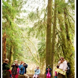 Montessori Farmhouse School - Forest exploration