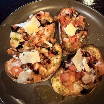 Eataliano - Italian Near Me - Biloxi, Mississippi