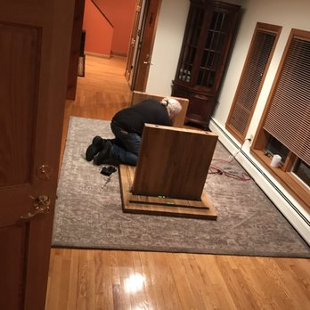 Solid Movers - Assembling table - Junk Removal & Hauling Near Me Solid Movers - Assembling table - Junk Removal & Hauling Near Me