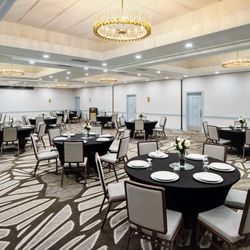 DoubleTree by Hilton Hotel Rocky Mount