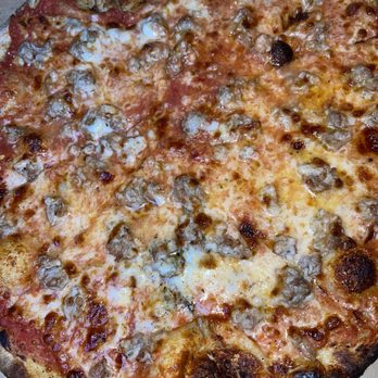 Modern Apizza - Sausage Pizzapizza - Pizza Near Me - New Haven, Connecticut Modern Apizza - Sausage Pizzapizza - Pizza Near Me - New Haven, Connecticut