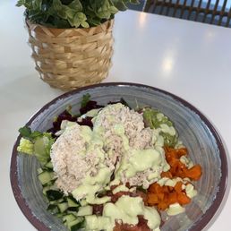 Tuna salad with garlic cilantro. Simply delicious Tuna salad with garlic cilantro. Simply delicious