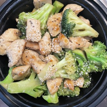 Red Bowl - Red Bowl Grill and Stir-Fry Bar Stir-fried chicken teriyaki and broccoli - Asian Fusion Near Me - Aiken, South Carolina Red Bowl - Red Bowl Grill and Stir-Fry Bar Stir-fried chicken teriyaki and broccoli - Asian Fusion Near Me - Aiken, South Carolina