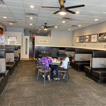 Katie's Kitchen - Dining area - Breakfast & Brunch Near Me - Des Plaines, Illinois Katie's Kitchen - Dining area - Breakfast & Brunch Near Me - Des Plaines, Illinois