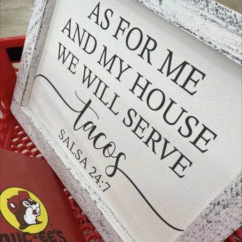 Buc-ee's - Sign - Gas Stations Near Me - Melissa, Texas Buc-ee's - Sign - Gas Stations Near Me - Melissa, Texas