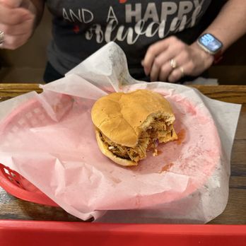 Georgia Bobs BBQ - Byron - Pulled pork bbq sandwich - Barbeque Near Me - Byron, Georgia Georgia Bobs BBQ - Byron - Pulled pork bbq sandwich - Barbeque Near Me - Byron, Georgia