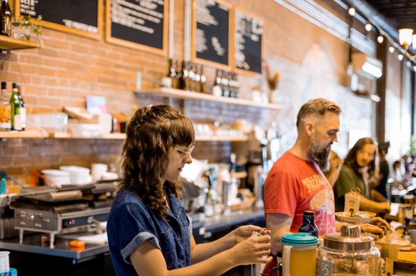 De Fer Coffee & Tea by null