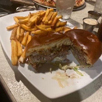 V's Taproom - Millionaire burger - New American Near Me - Peoria, Arizona V's Taproom - Millionaire burger - New American Near Me - Peoria, Arizona