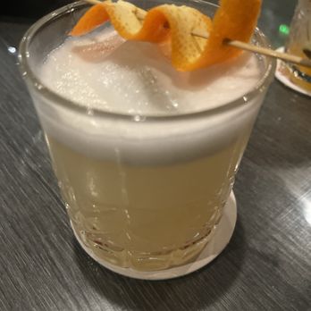 The Lounge - Whiskey Sour - Cocktail Bars Near Me - Brentwood, California The Lounge - Whiskey Sour - Cocktail Bars Near Me - Brentwood, California