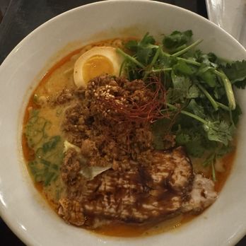 Momosan Waikiki - Ramen Near Me - Honolulu, Hawaii