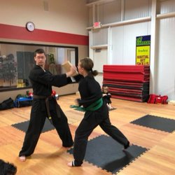 EWM Hapkido Academy - Board Break Action!