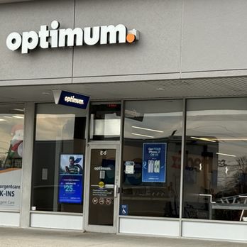 Optimum - Optimum storefront with signage, glass windows, and digital displays in Edison, NJ. - Mobile Phones Near Me - Edison, New Jersey