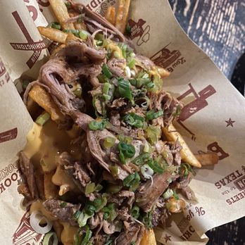 Bludso's BBQ - Pulled pork fries - Barbeque Near Me - Los Angeles, California