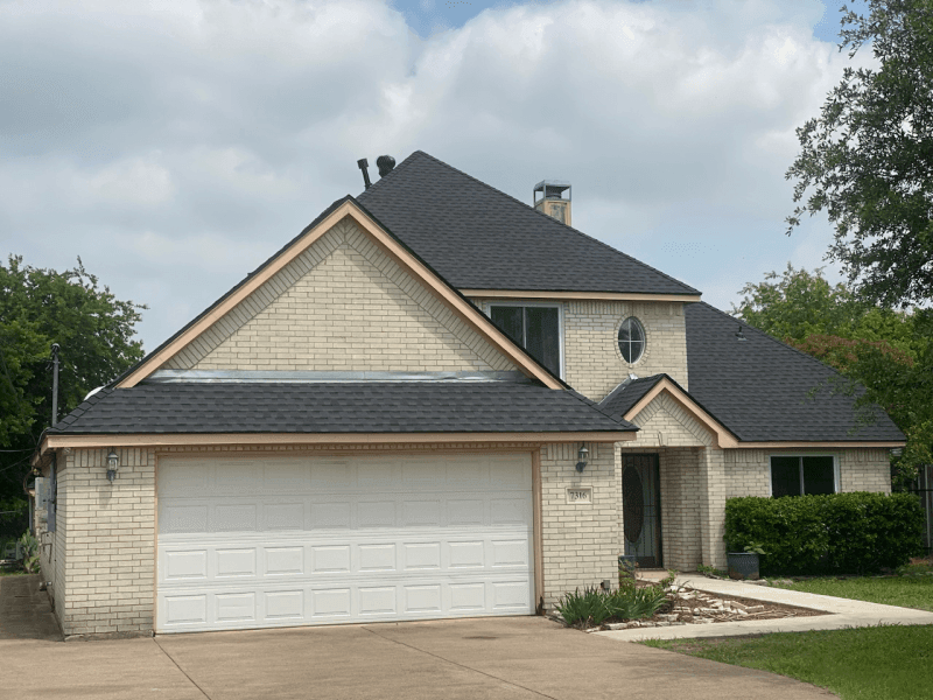 Slide of United Roofing Services