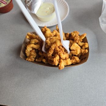 Gilbert's Chowder House - Fried Clams - Seafood Near Me - Portland, Maine