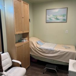 Biotherapy Clinic - One of the colon hydrotherapy rooms at Biotherapy Clinic