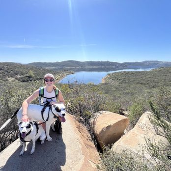 Elfin Forest Recreational Reserve - Reservoir picnic area lookout - Hiking Near Me - Escondido, California Elfin Forest Recreational Reserve - Reservoir picnic area lookout - Hiking Near Me - Escondido, California