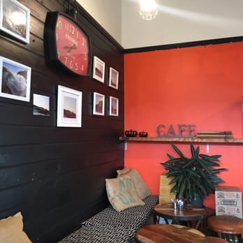 Mad Organic Espresso Bar - Coffee & Tea Near Me - Dee Why, NSW