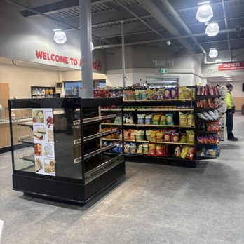 Flying J Travel Center - Gas Stations Near Me - Calgary, Alberta