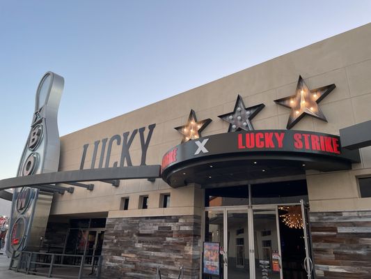 Lucky Strike Orange by null