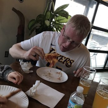 Brooklyn Pizza - Pizza Near Me - Powell, Ohio