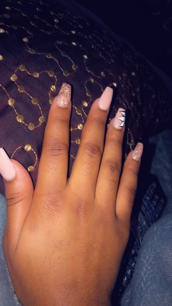 LE LE NAILS Updated June 2024 17 Photos 2526 67th Ave Lp, Meridian, Mississippi Nail