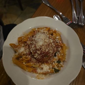 Victory Tap Chicago - Spaghetti for kids - Bars Near Me - Chicago, Illinois