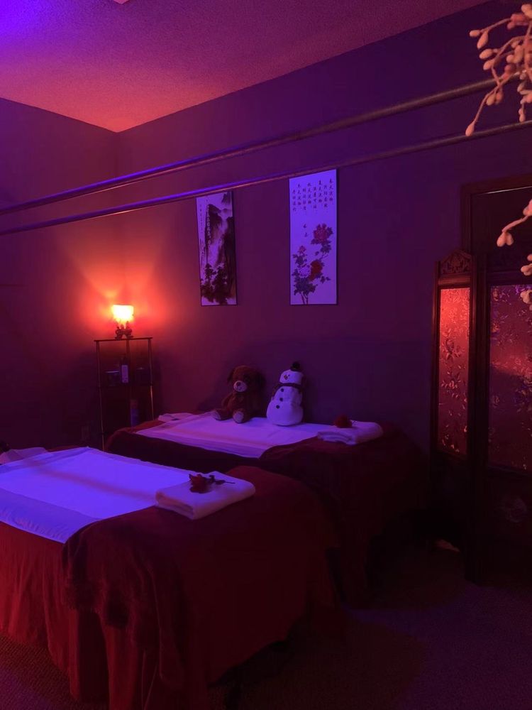 WALNUT MASSAGE Updated October 2024 10 Reviews 2882 W Walnut St