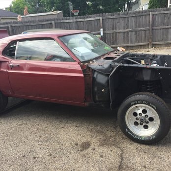 Hollis Towing - I certainly didn't PAINT that door with the dent in it!! - Towing Near Me - Dayton, Ohio Hollis Towing - I certainly didn't PAINT that door with the dent in it!! - Towing Near Me - Dayton, Ohio