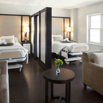 Warren Barr North Shore - Spacious 2 bedroom - Rehabilitation Center Near Me - Highland Park, Illinois Warren Barr North Shore - Spacious 2 bedroom - Rehabilitation Center Near Me - Highland Park, Illinois