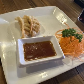 Hands On - Addison St. - Sushi Bars Near Me - Chicago, Illinois
