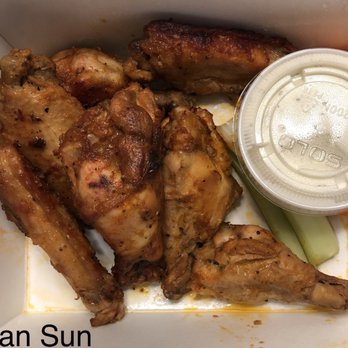 Crown & Dragon Pub - Pubs Near Me - Toronto, Ontario