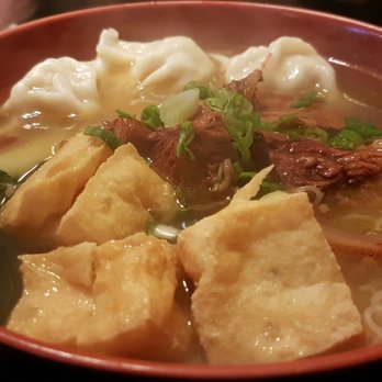 A+ Hong Kong Kitchen - Vermicelli noodles in "superior" broth, topped with tofu puff, brisket, and pork dumplings.  Broth & dumplings were noms! - Cantonese Near Me - Seattle, Washington