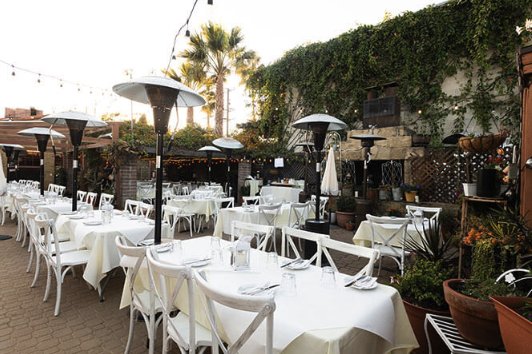 Arnoldi's Cafe by null