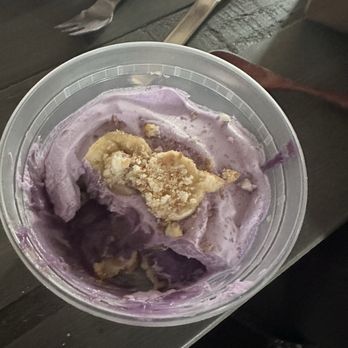 Coucou Bakehouse - Ube pudding - Bakeries Near Me