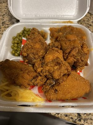 Queens Cuisine by null