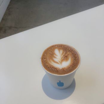 Blue Bottle Coffee - Harvard Square - Coffee & Tea Near Me - Cambridge, Massachusetts
