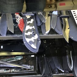 J & D Gifts