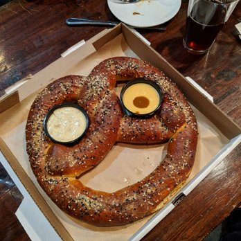 1608 Crafthouse - Big A$$ pretzel - Gastropubs Near Me - Virginia Beach, Virginia