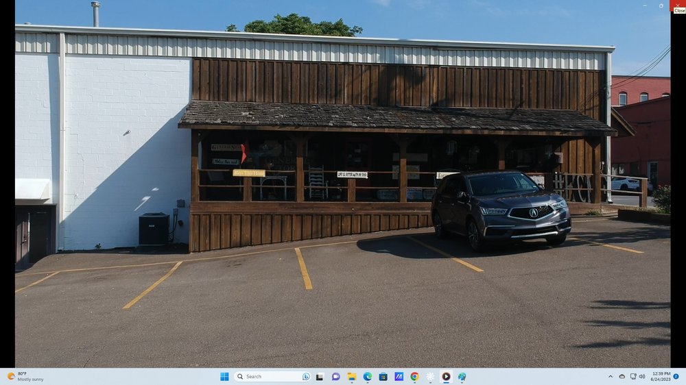 JASPER GA. ANTIQUES & THINGS Updated October 2024 14 Mark Whitfield St, Jasper,