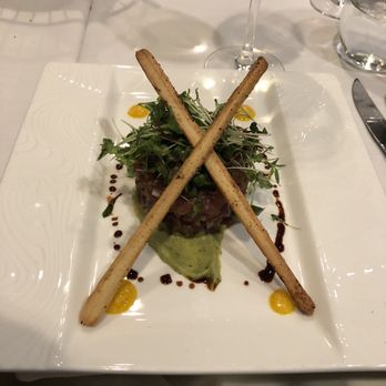 Ernest's Dining Room - Tuna starter - Canadian (New) Near Me - Edmonton, Alberta